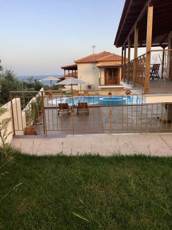 Driopes Villas Koroni  Exterior photo